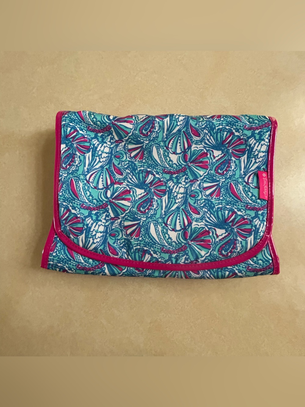 Lilly Pulitzer x Target My Fans Hanging Valet Cosmetic Travel Toiletry Bag